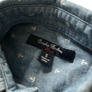 BROOKS BROTHERS blue chambray anchor print long sleeve button down boys small